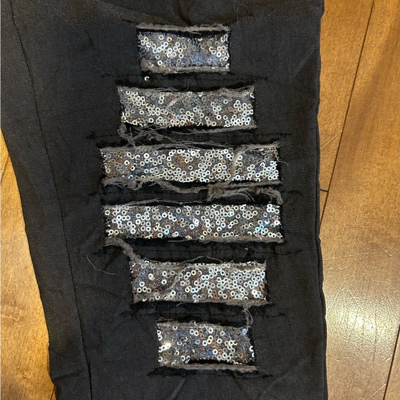 Pure Venice Jogger with sequin detail - Picture 2 of 5